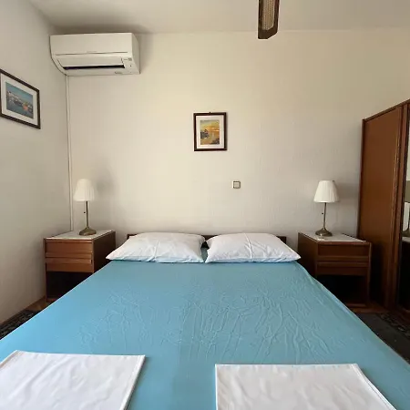 Vuksan Guest house Rab Town