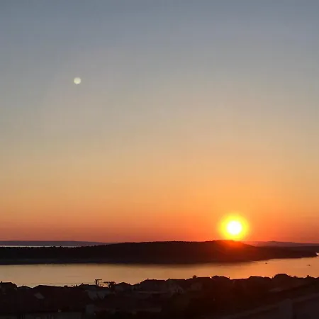 Vuksan Πανσιόν Ραμπ