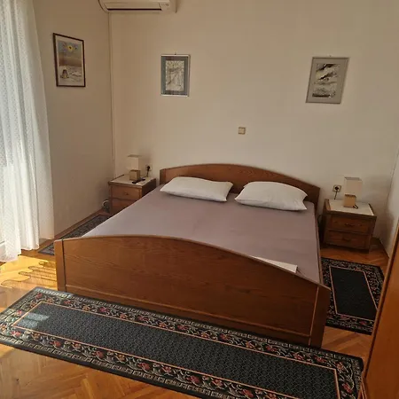Vuksan Guest house 3*