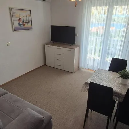 Vuksan Konukevi 3*