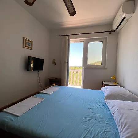 Vuksan Affittacamere Rab Town