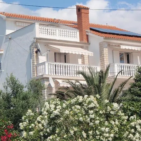 Vuksan 3* Rab Town